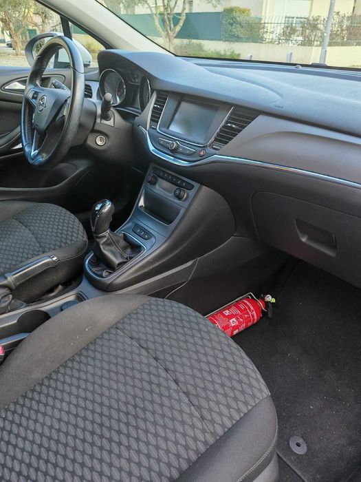 Opel Astra K 1.0T 105cv