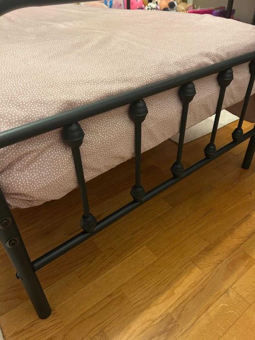 cama em otimo estado