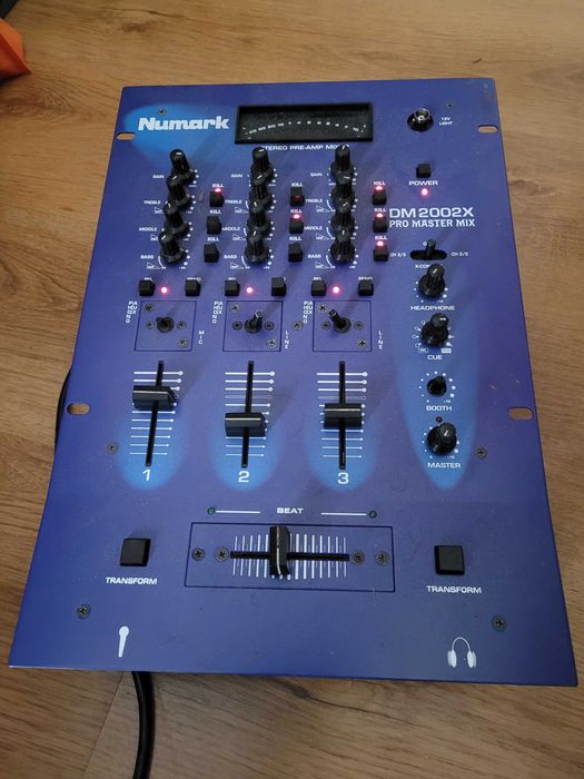 Mixer Numark DM2002X