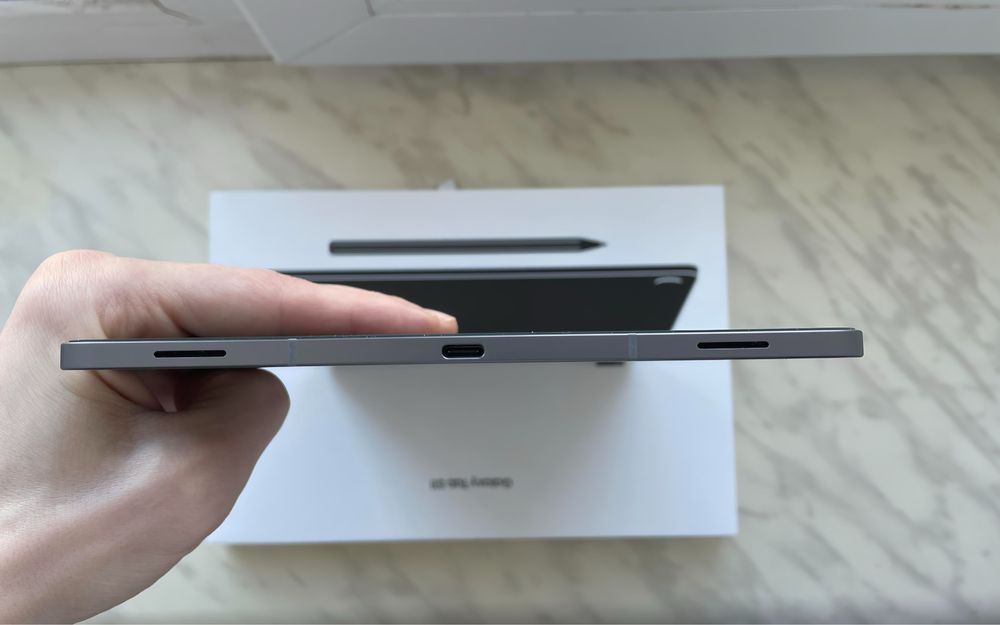 Samsung  Galaxy Tab S11 (SM-730) 12/256