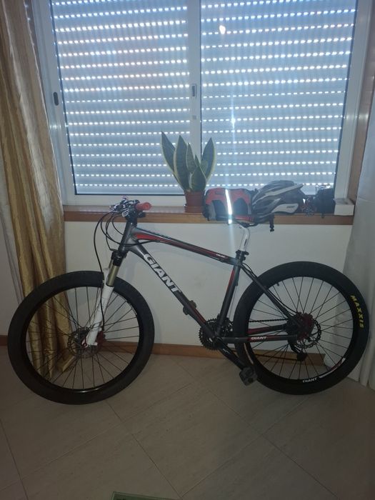Giant talon 3 como nova