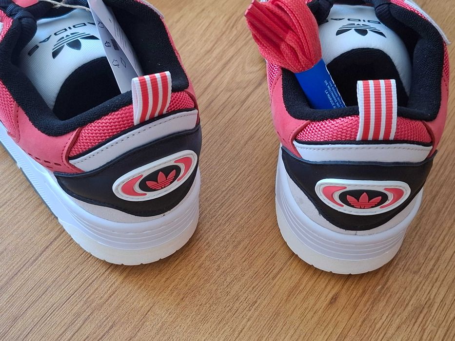 Кросівки Adidas ADI2000. Нові. 44 (28см)