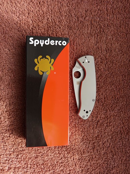 Брелок компактний  Spayderco c 122 Ti