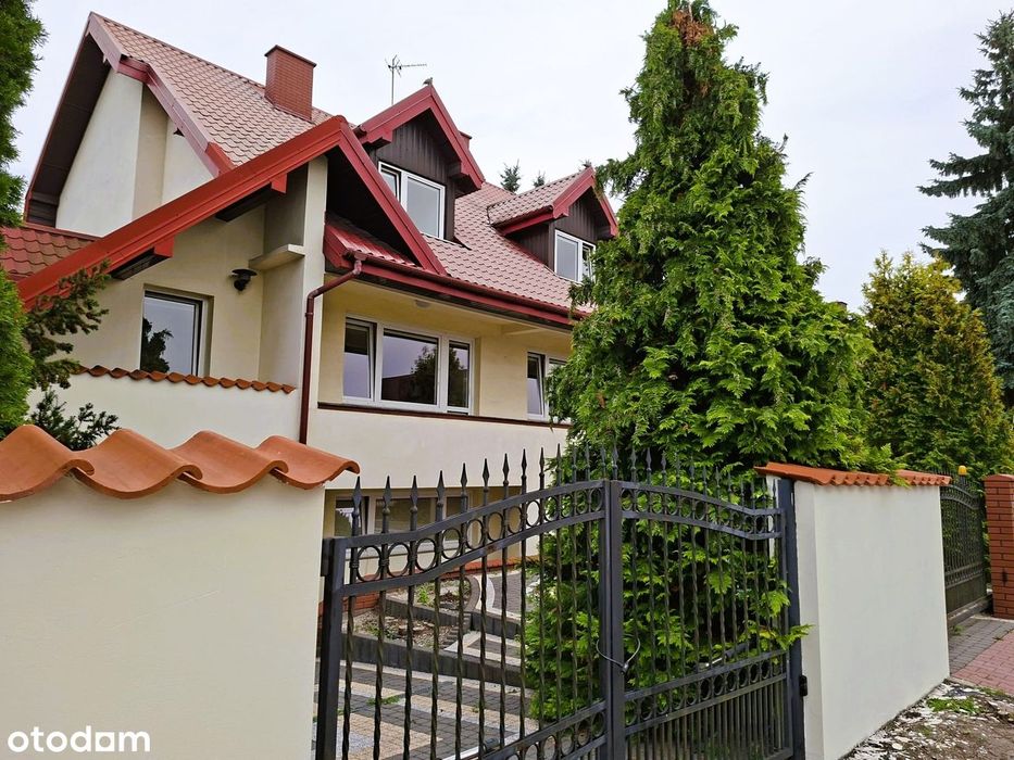 Dom W Andrespolu - Przestrzeń, Lokalizacja I Ogromny Potencjał !!!