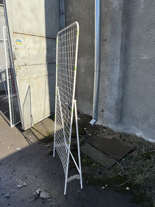 Стійка сітка  на підставці