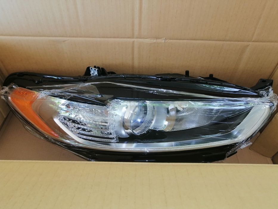 Фари Форд Фюжен до рест.В Киеві