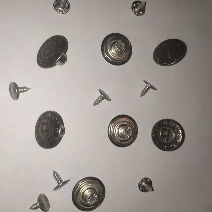 Кнопки Alfa 15 мм и пуговица для джинс 17 мм