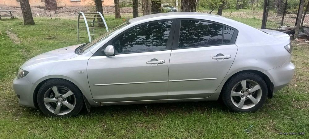 MAZDA 3 в гарному стані