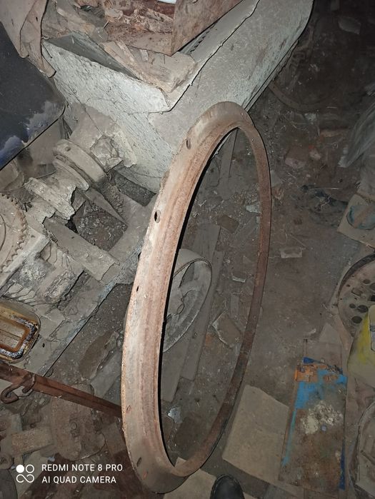 Кабіна трактора.