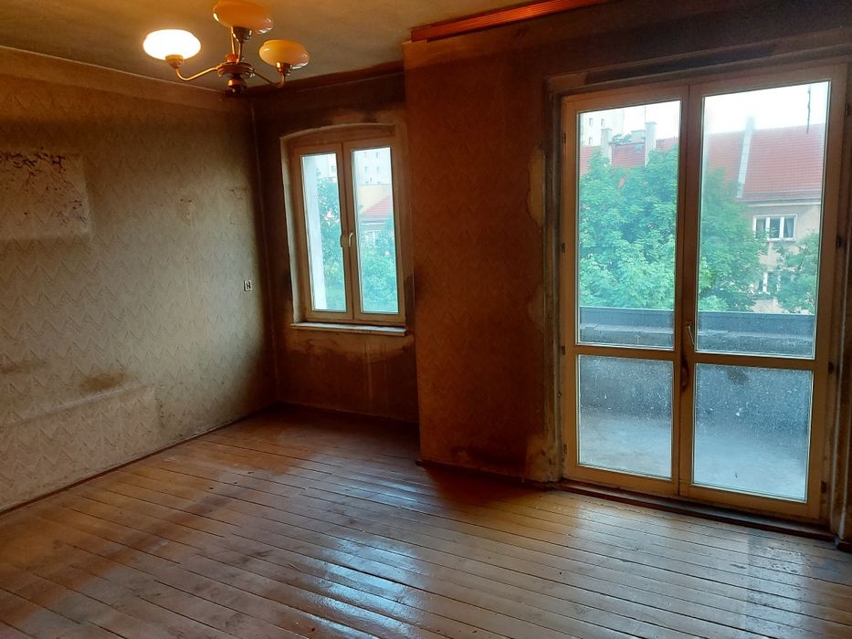 Opróżnianie Mieszkań Domów Strychów Piwnic Garaży Wywóz Gabarytów