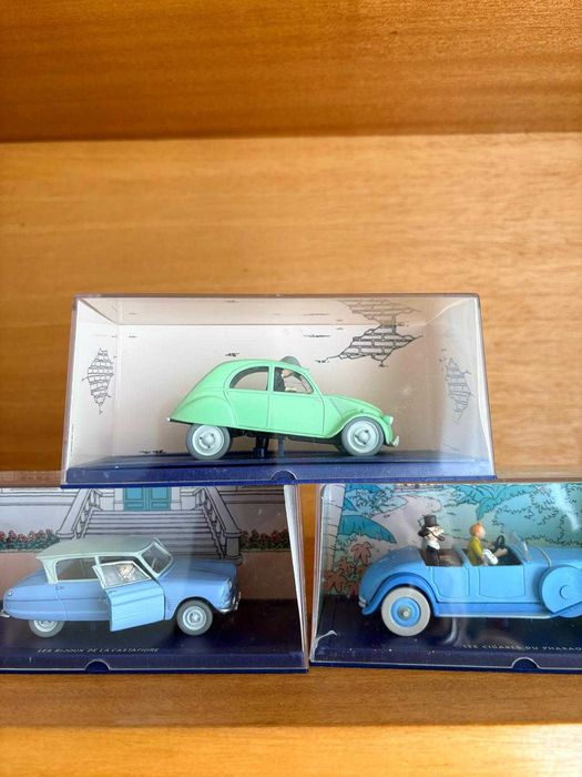 Brinquedos carros do Tintin