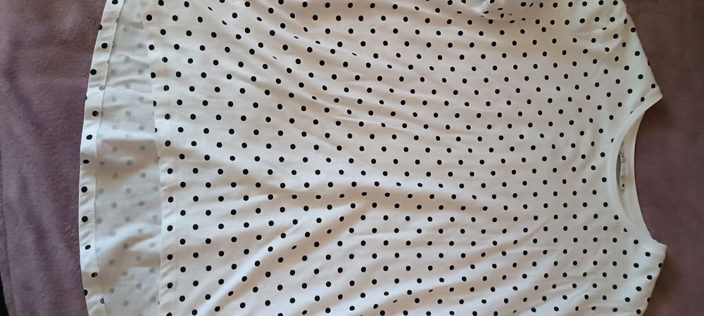 Conjunto calças e t-shirt