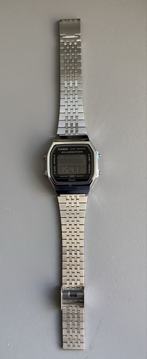 Zegarek Casio, step tracker