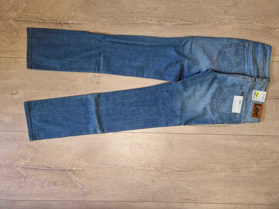 Nowe damskie spodnie jeansowe LEE Leola rozmiar W29 L33