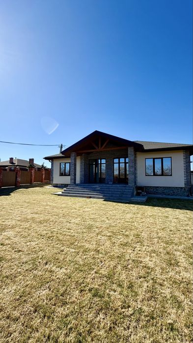 Продаж розкішного 4к будинку, Новоолександрівка