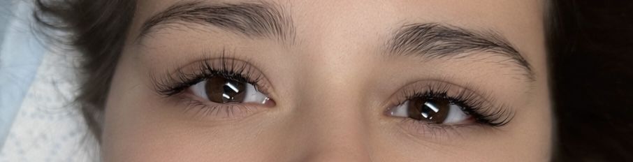 Modelki Stylizacja rzęs , przedłużanie rzęs 1:1 3d 4-6d