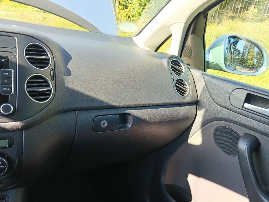 Продам власне авто Volkswagen Colf Plus