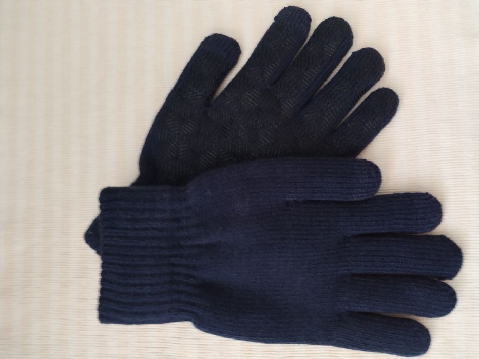 Nowe ciepłe trekkingowe rękawiczki Atarni idealne na zimę