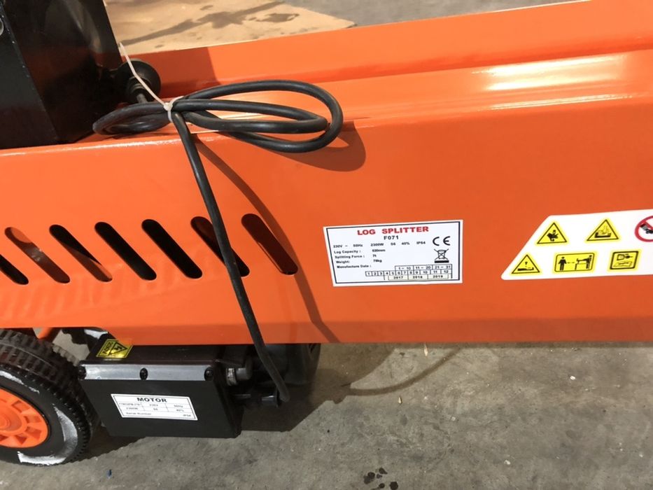 Rachador de lenha  7 ton.elétrico
