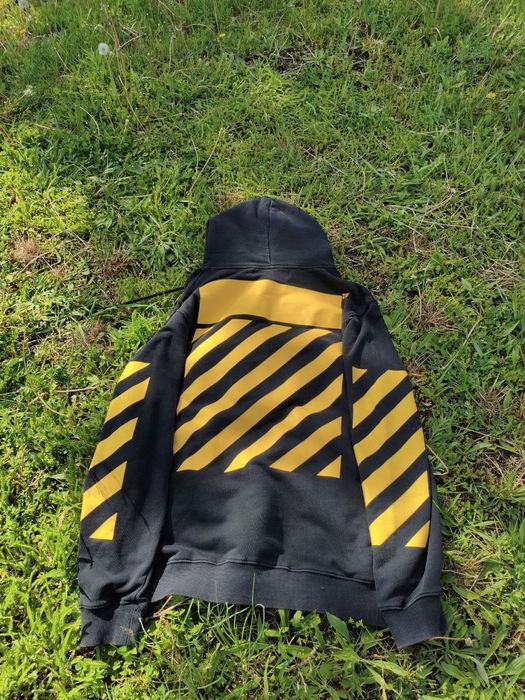 худи  OFF-WHITE  в идеале