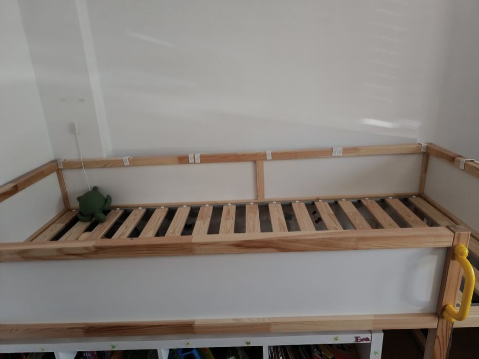 Cama Kura + dossel loja ikea