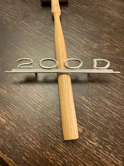 Stary pin znaczek 200d kubuś w110 mały