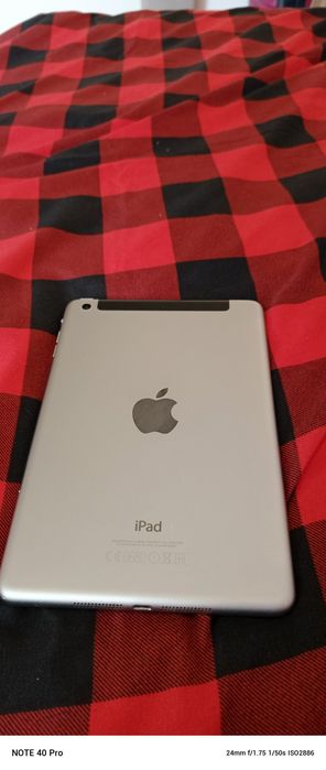 iPad Mini w znakomitym stanie ustawienia fabryczne