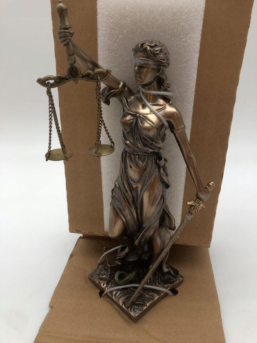 Figurka Justitia Bogini Sprawiedliwości 21cm Brąz Veronese Design