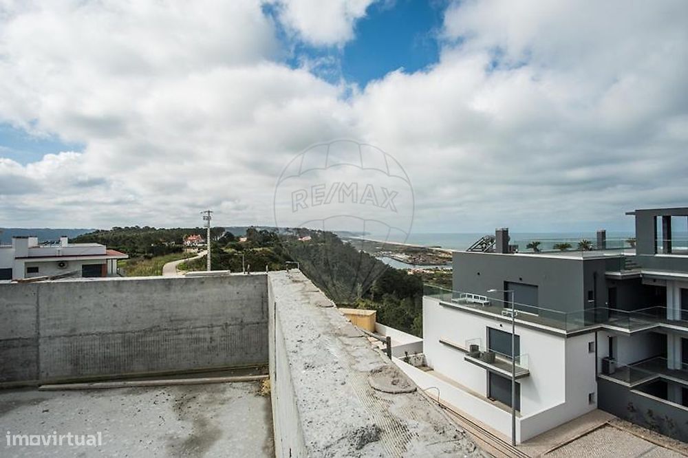 Apartamento T3 para venda — Nazaré, Leiria