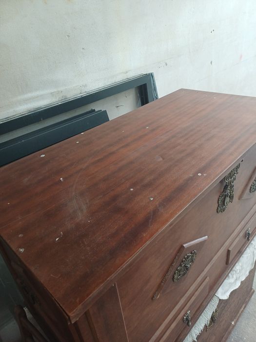 Arca/Baú em madeira para arrumação