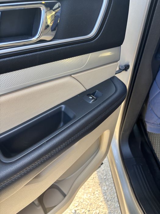 Форд Єксплорер XLT 2017