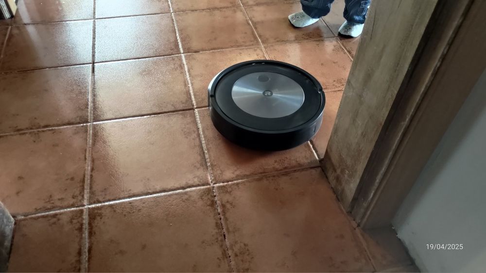 iRobot Roomba J7+ Aspirador Smart