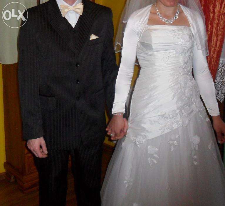 sukenka    ślubna.