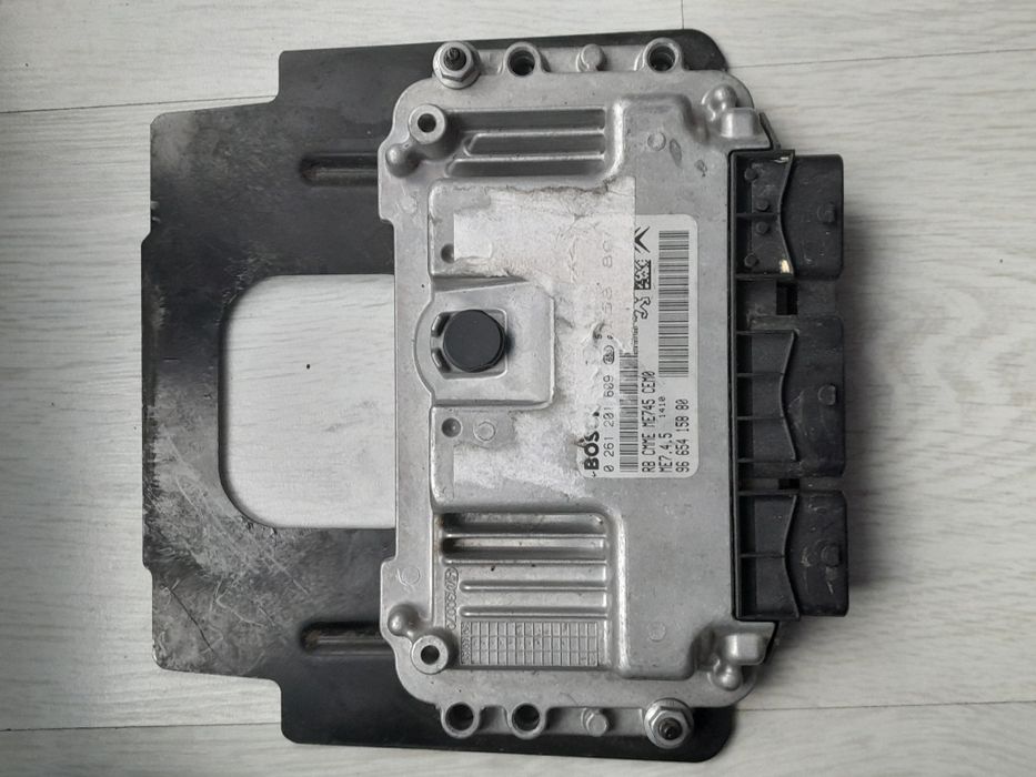 Блок Управления двигателем Ситроен,Пежо.