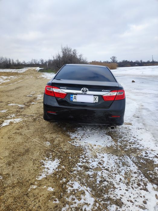 Toyota Camry 50  2011р