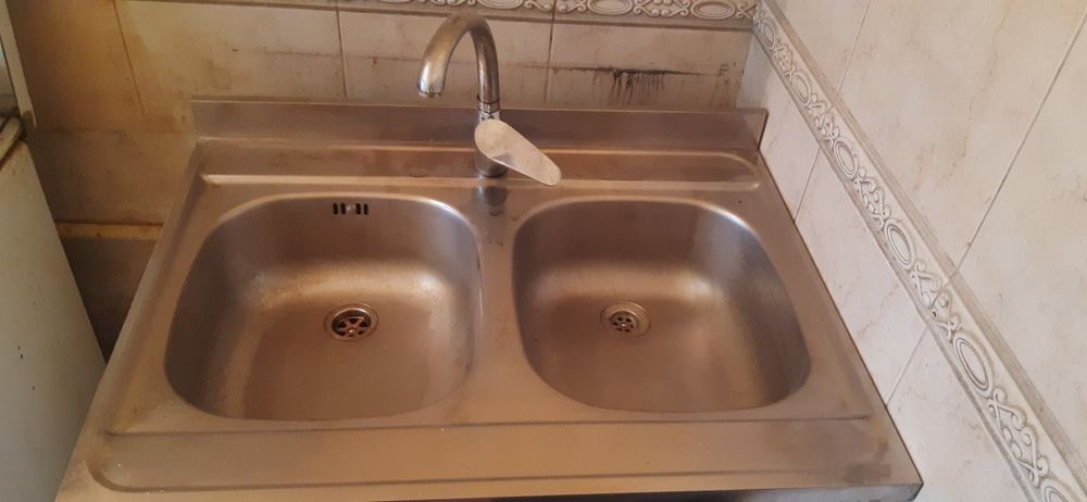 Продам мойку с тумба под мойку, фасади нові