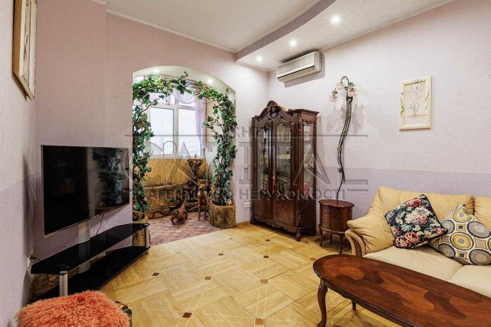 Продажа квартиры, ул. Дмитриевская, Центр