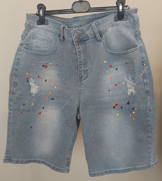 Трендові джинсові шорти