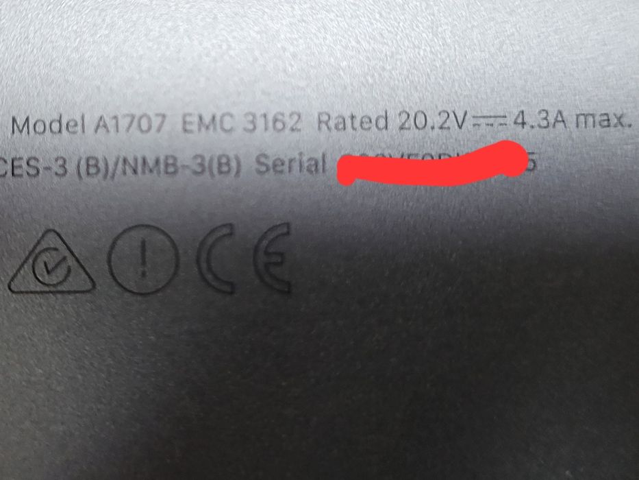 Apple MacBook pro i7 16ram 250 A1707  EMC3162