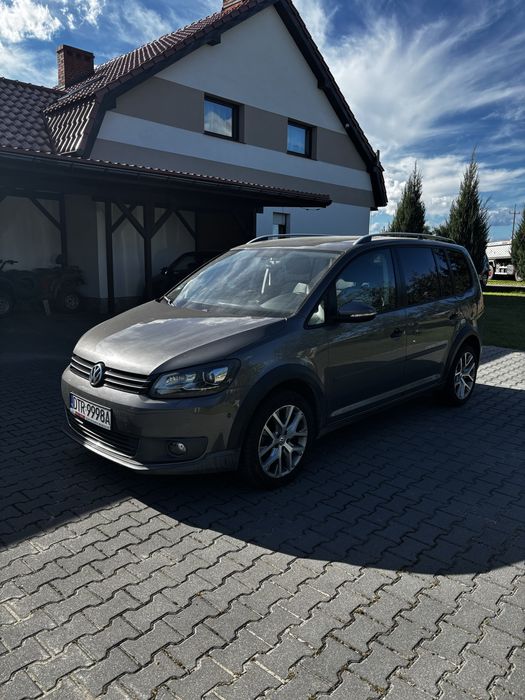 VW Touran cross