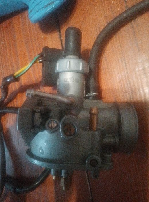 Продам карбюратор до скутера Хонда 27