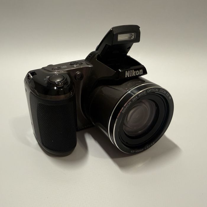 Фотоапарат Nikon Coolpix L810