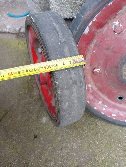 Dwa koła kółka łożyskowane