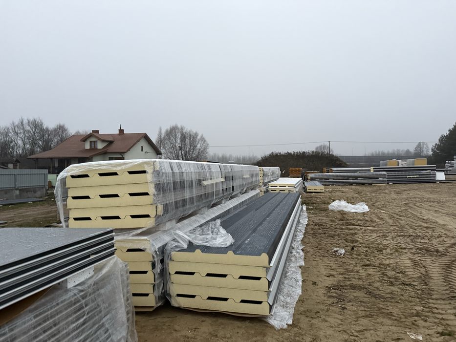 Plyty warstwowe 100 mm pir sciana dachowa