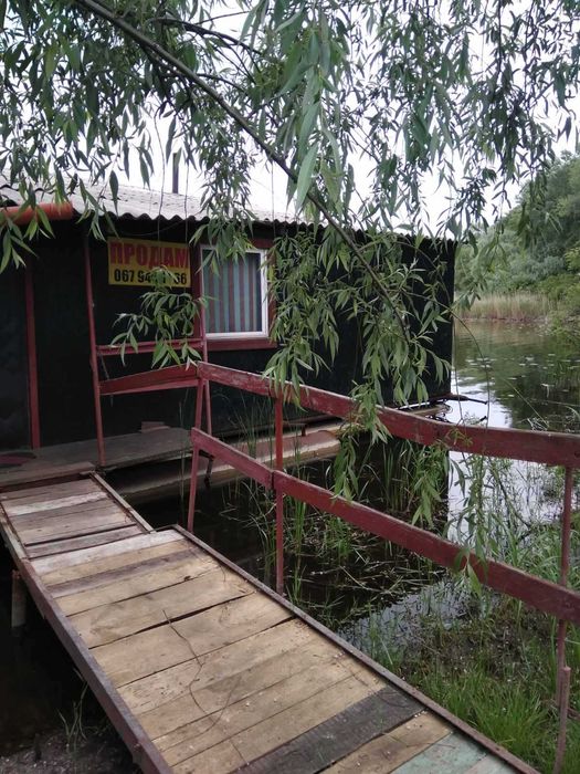 Продам баню на Дніпрі