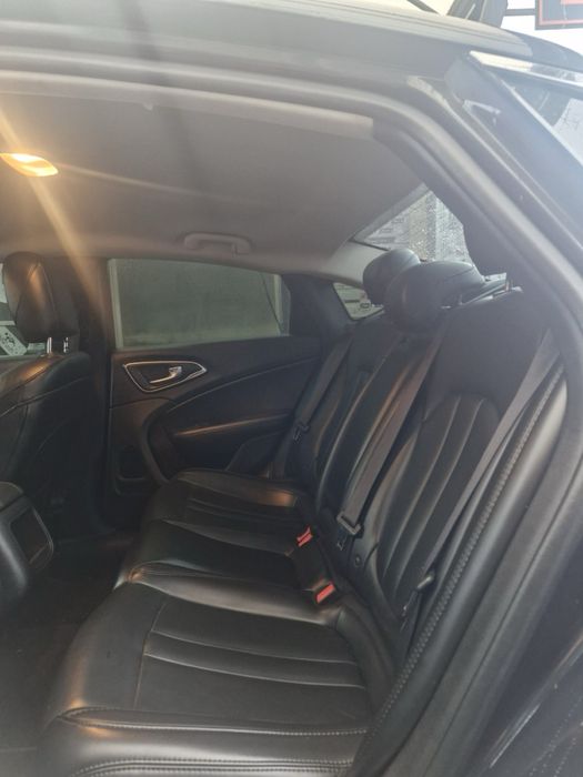 Продам Chrysler 200