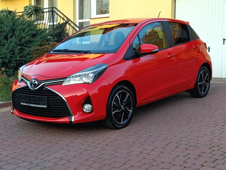 Toyota Yaris 1.3 b 100 % Oryginał z Niemiec