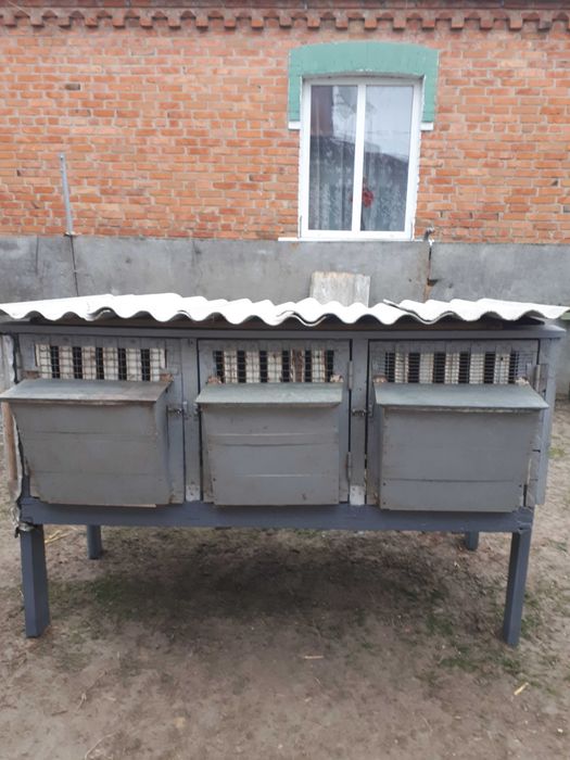 Продам клітку для кролів