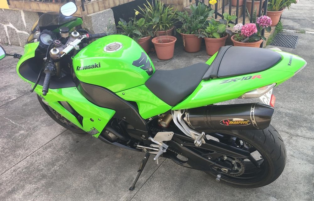 Kawasaki ninja zx10r top