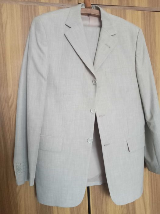 Чоловічий костюм